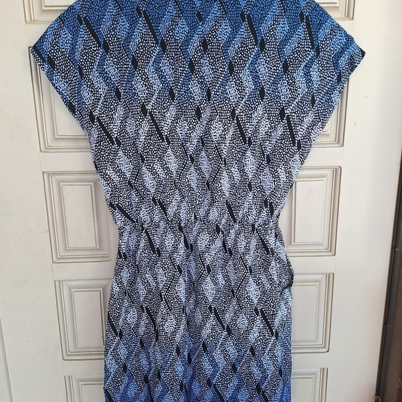 Forever 21 Cute Junior Dress Blk/Wht/Blue SzS Cap Sleeves Mini Elastic Waist - Picture 8 of 9